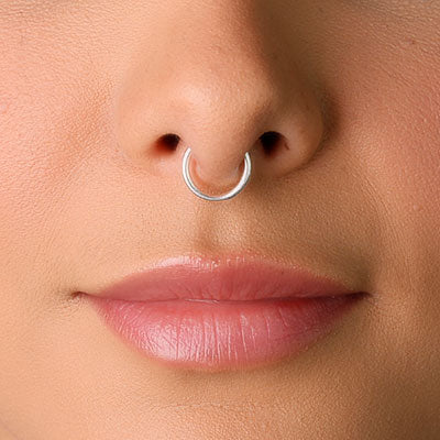 Piercing de Prata Pressão para Orelha